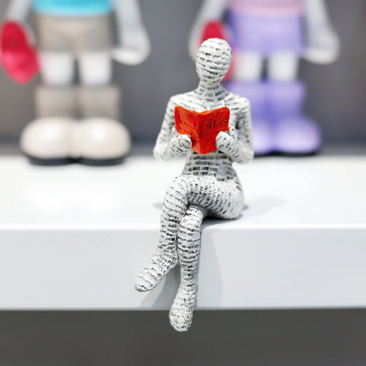Home Furnishings Leisure Reading Girl Resin Sitting Carving Statues